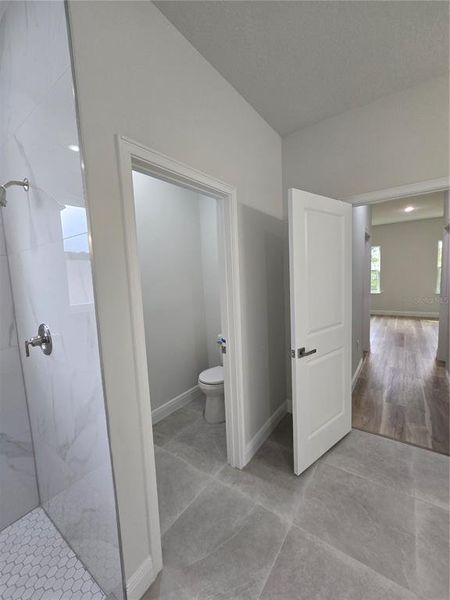 Image 33 of a home in .