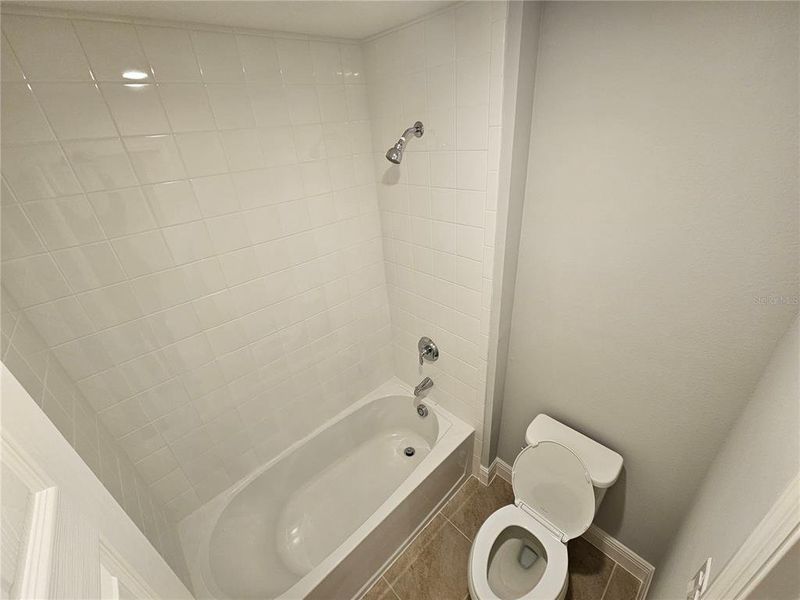 Shared Second Floor Bathroom