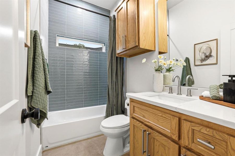 Furnished interior view inside a new home in , Denison (Image 15).