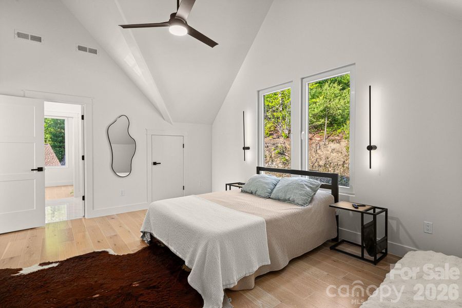 Upper bedroom