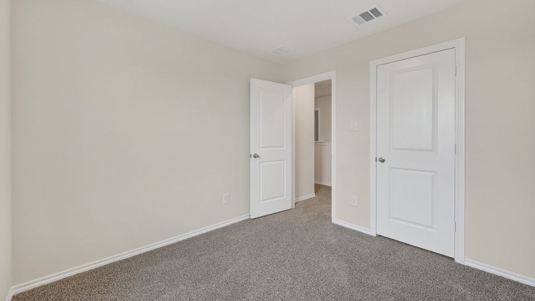 Spacious, unfurnished interior of a new home in Riverfield, Josephine (Image 12).