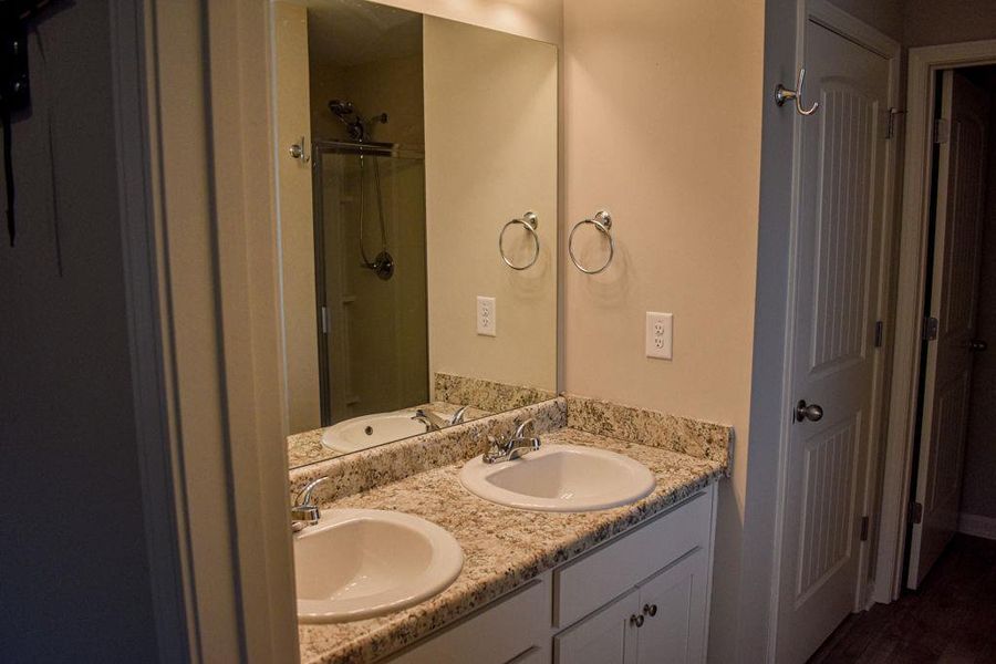 Furnished interior view inside a new home in , Dallas (Image 37). Furnished interior view inside a new home in , Dallas (Image 37).