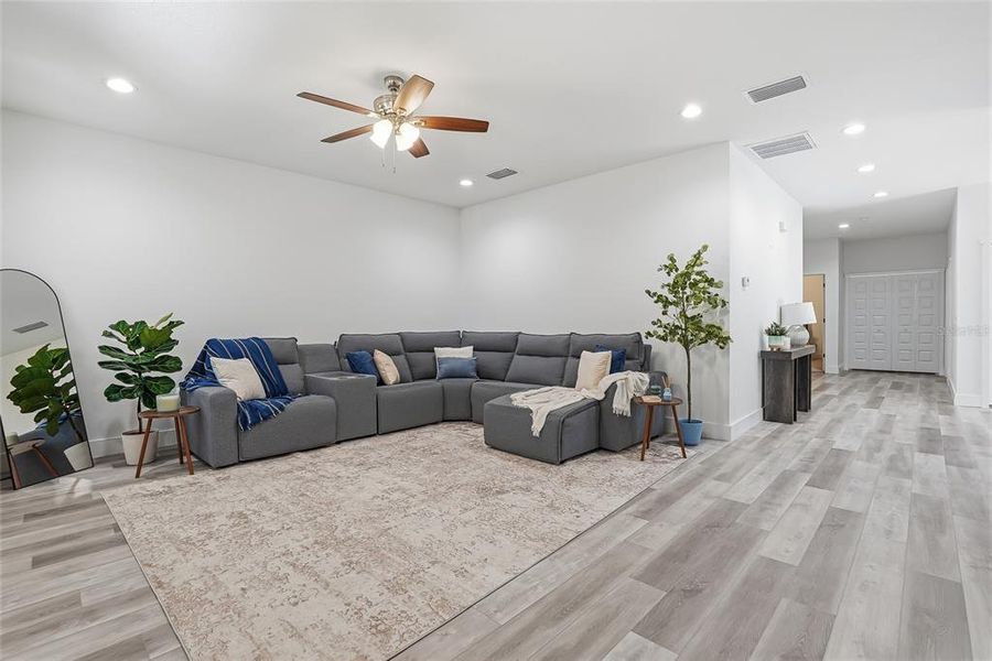 Furnished interior view inside a new home in , Tampa (Image 5).