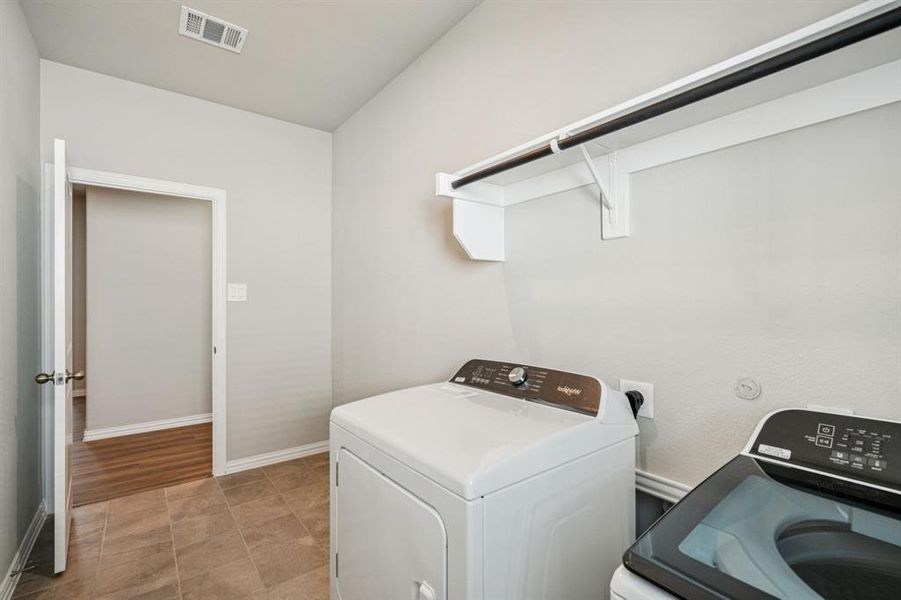 Photo is not of the actual home, but is an inspirational photo of builder’s model home and may depict options, furnishings, and/or decorator features that are not included.