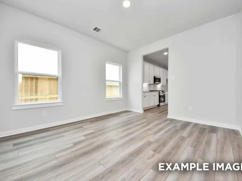 Spacious, unfurnished interior of a new home in Sundance Cove, Crosby (Image 22).