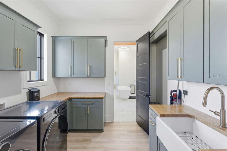 Furnished interior view inside a new home in , Brooksville (Image 14).