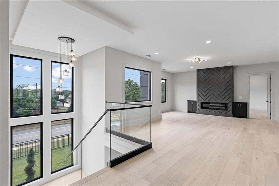 Image 81 of a home in .