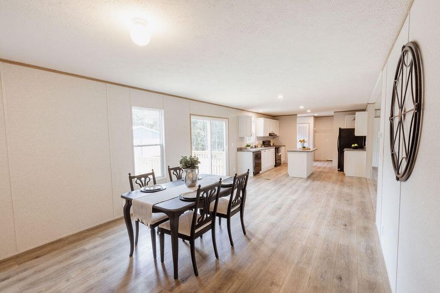 Image 10 of a home in .