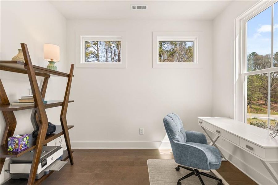 Furnished interior view inside a new home in , Gainesville (Image 14).