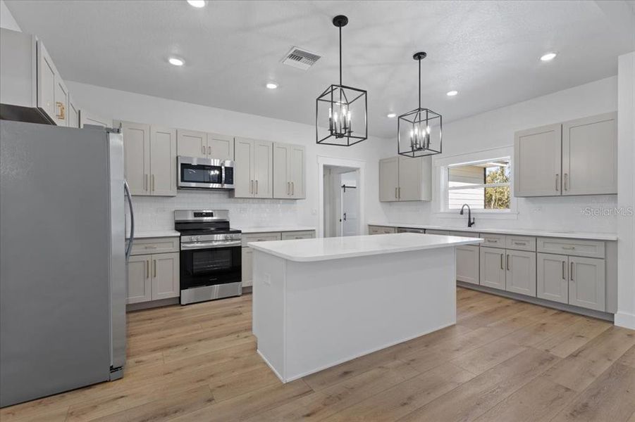 Furnished interior view inside a new home in , Fanning Springs (Image 12).