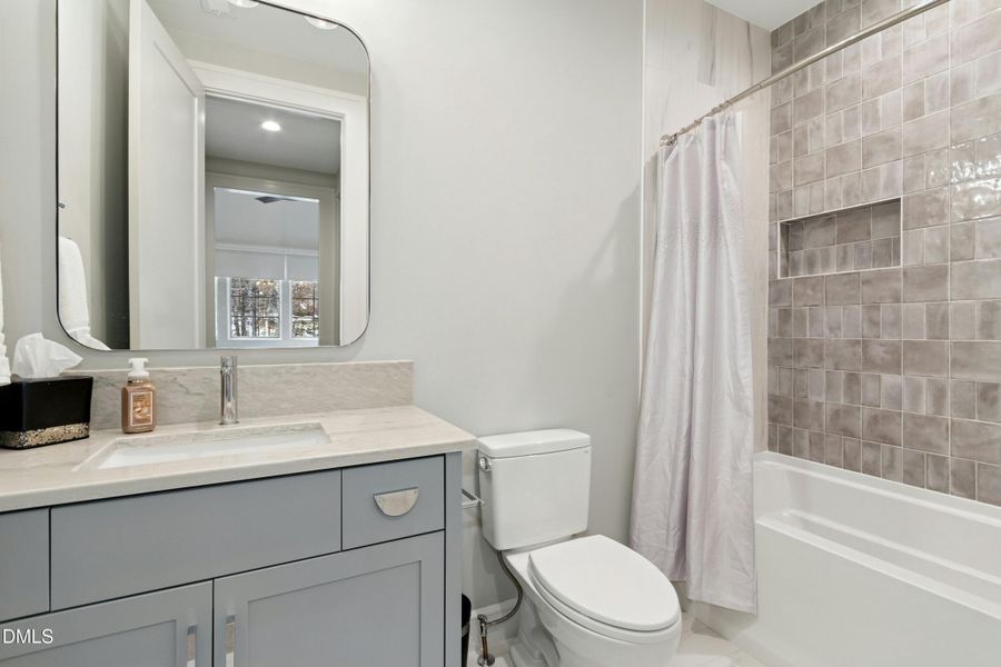 041-489554-IMG_2520 041-489554-IMG_2520