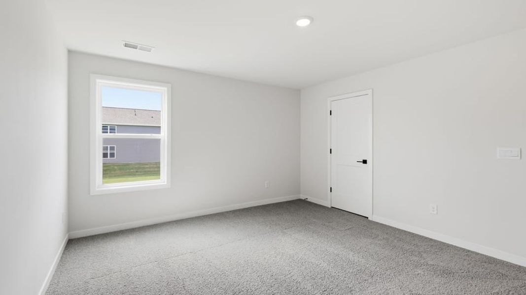 Spacious, unfurnished interior of a new home in Sycamore Cove, Woodruff (Image 27). Spacious, unfurnished interior of a new home in Sycamore Cove, Woodruff (Image 27).