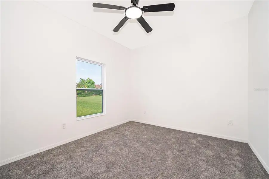 Spacious, unfurnished interior of a new home in , Kissimmee (Image 18).