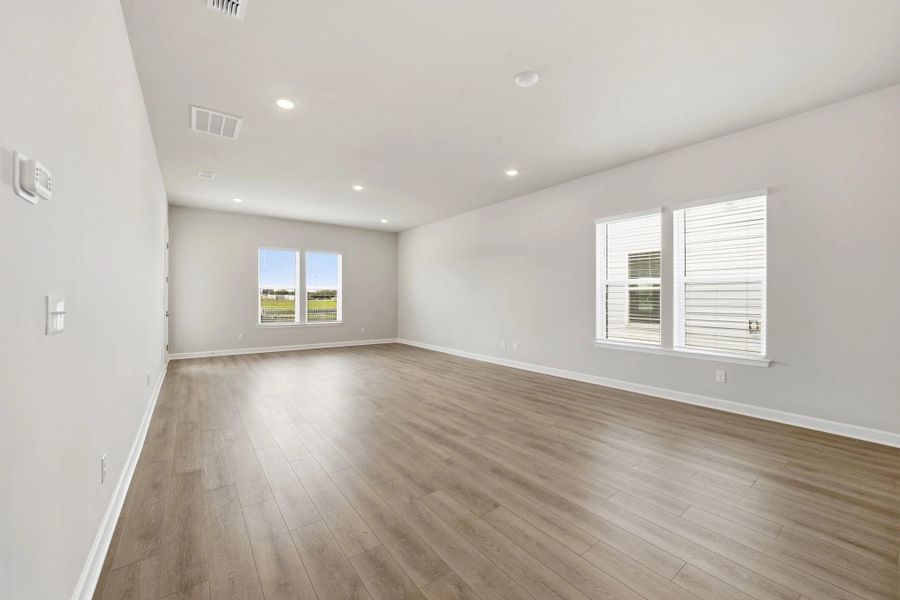Spacious, unfurnished interior of a new home in Blue Heron Retreat, Little River (Image 12).