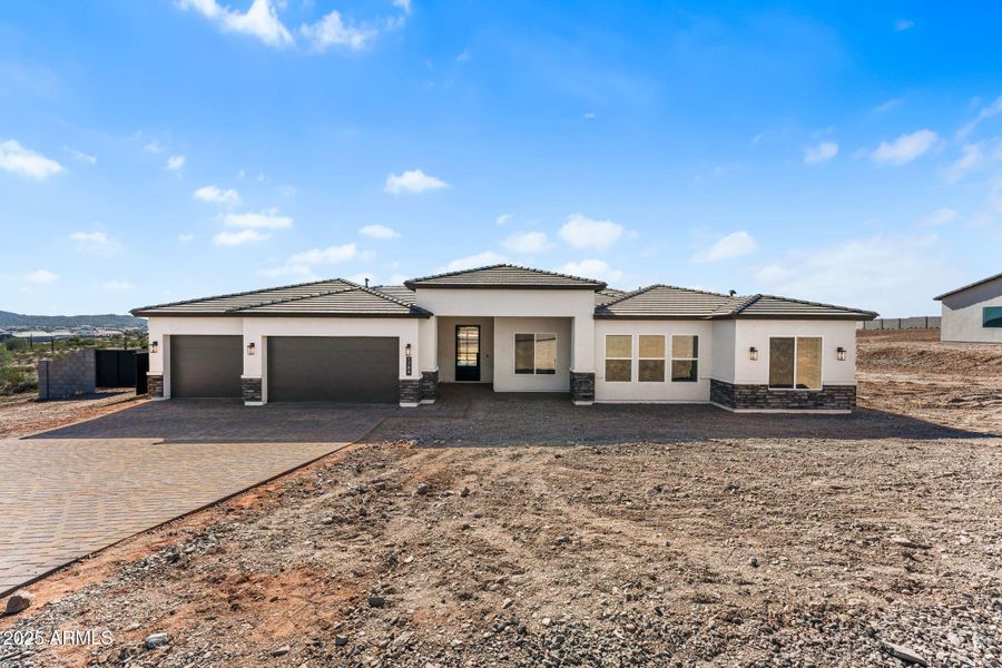 Front Elevation Front Elevation