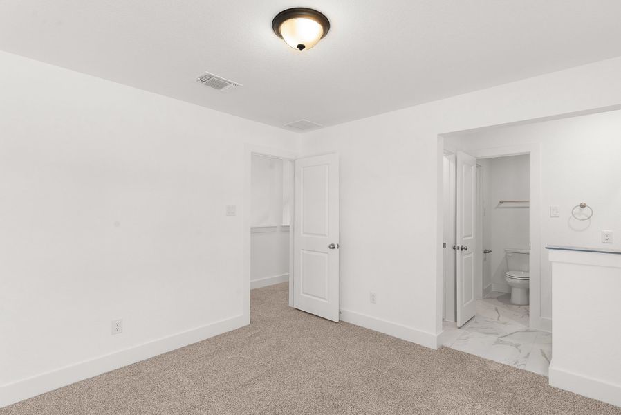 Spacious, unfurnished interior of a new home in The Grove at Blackhawk, Pflugerville (Image 27). Spacious, unfurnished interior of a new home in The Grove at Blackhawk, Pflugerville (Image 27).