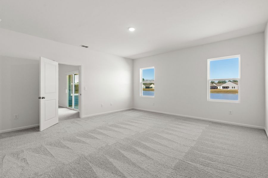 Representative unfurnished interior of a home built from the Europa by Starlight Homes in Andalusia, Loris (Image 20).