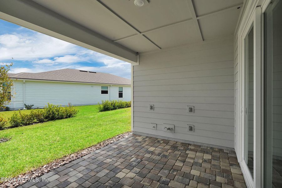 Image 29 of a home in Summer Bay at Grand Oaks.