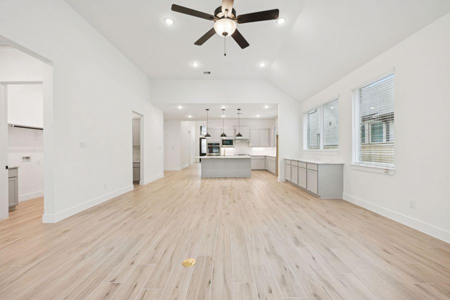 Spacious, unfurnished interior of a new home in Kresston, Montgomery (Image 18). Spacious, unfurnished interior of a new home in Kresston, Montgomery (Image 18).