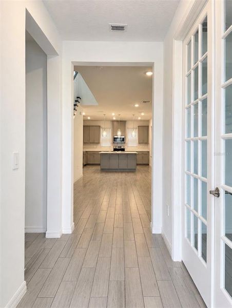 Spacious, unfurnished interior of a new home in , St. Cloud (Image 30).