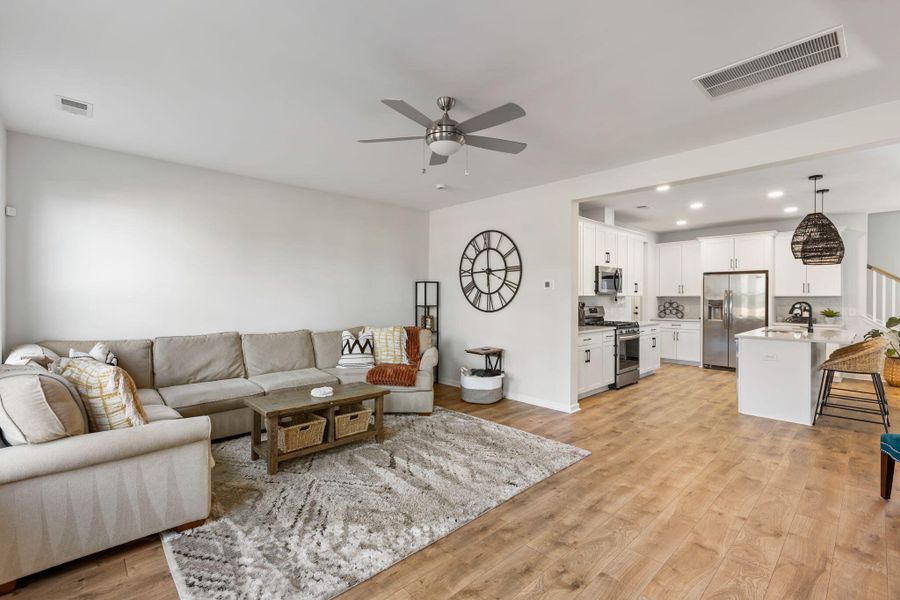 Furnished interior view inside a new home in Windsor Crossing, North Charleston (Image 11).