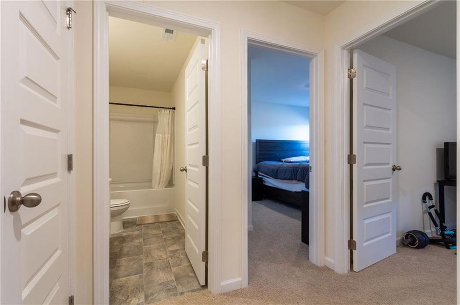 Image 29 of a home in . Image 29 of a home in .