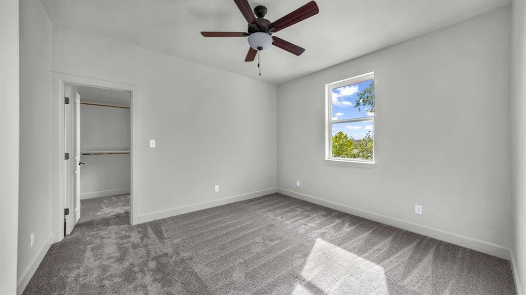 Spacious, unfurnished interior of a new home in , Aledo (Image 23).