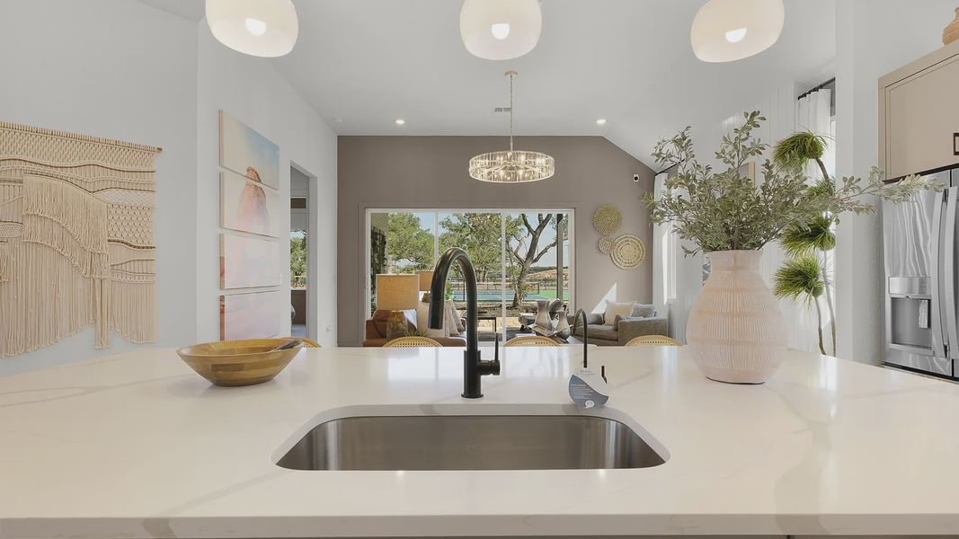 Representative furnished interior of a home built from the Hampton by Chesmar Homes in Crescent Bluff, Georgetown (Image 23).