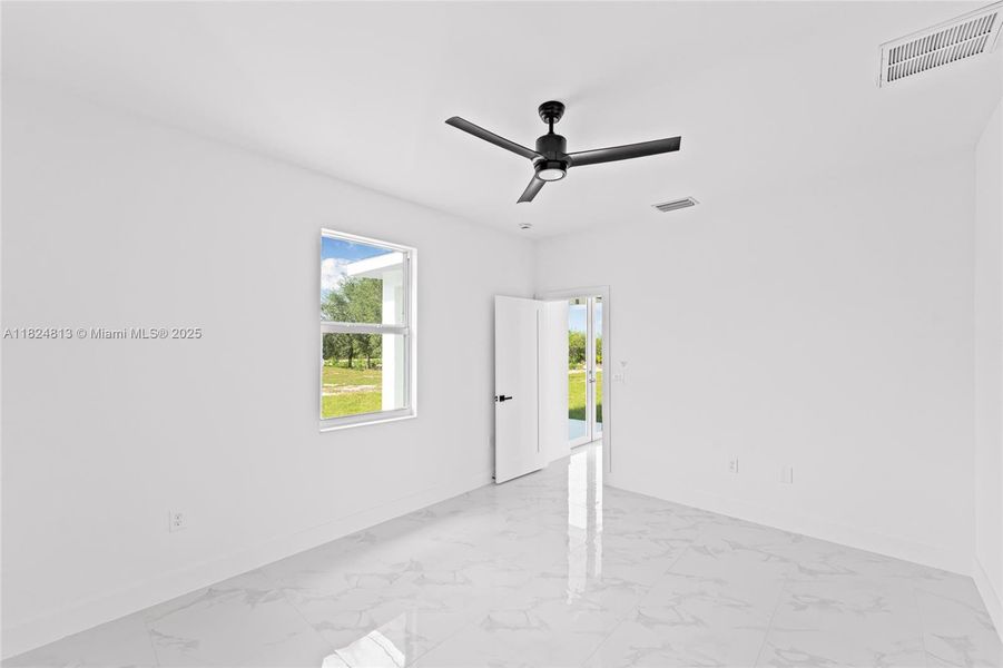 Spacious, unfurnished interior of a new home in , Lehigh Acres (Image 16). Spacious, unfurnished interior of a new home in , Lehigh Acres (Image 16).