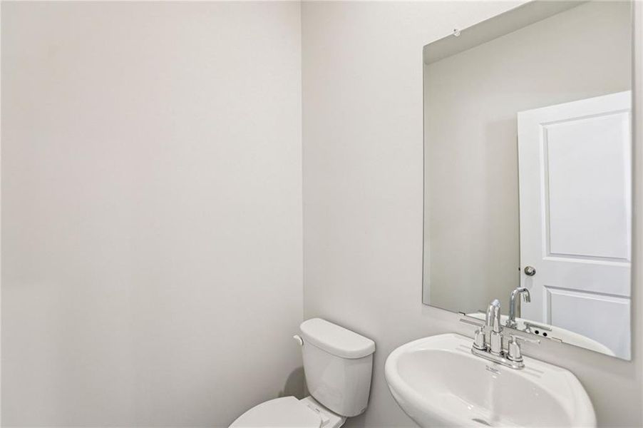 Furnished interior view inside a new home in Avalon - Vista Series, Conyers (Image 16).