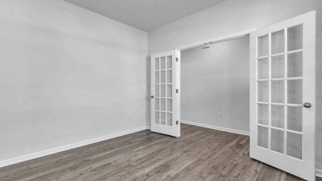 Spacious, unfurnished interior of a new home in Middleton, Greensboro (Image 12).