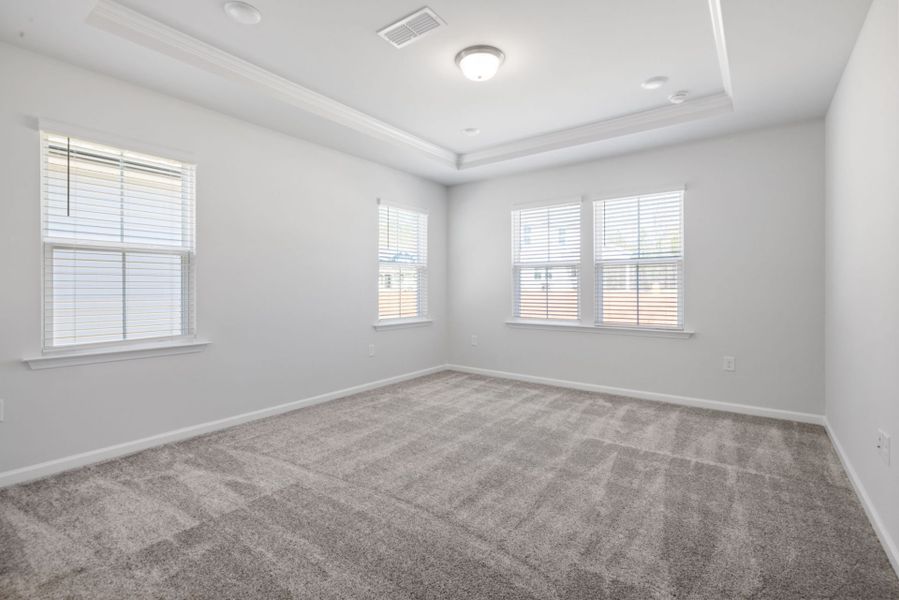 Spacious, unfurnished interior of a new home in Exchange at 401, Raleigh (Image 20).