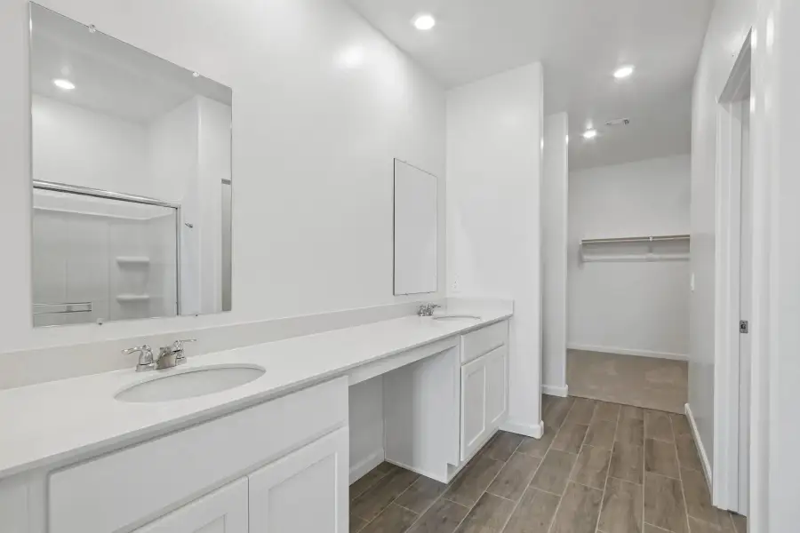 Representative images and renderings are for illustrative purposes. Actual structural options and design finishes of home may vary.