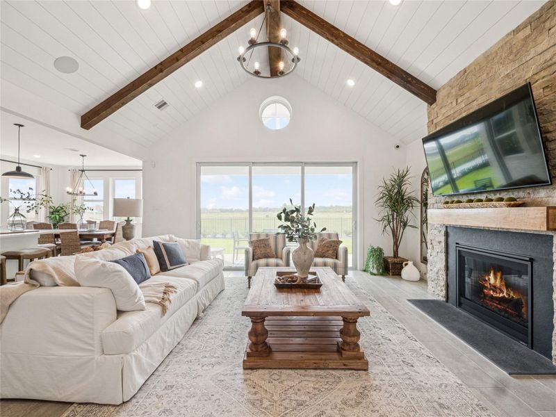 Impressive great room (*Photo not of actual home and used for illustration purposes only.)