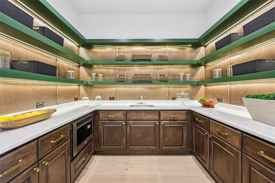 Furnished interior view inside a new home in , Dallas (Image 7).
