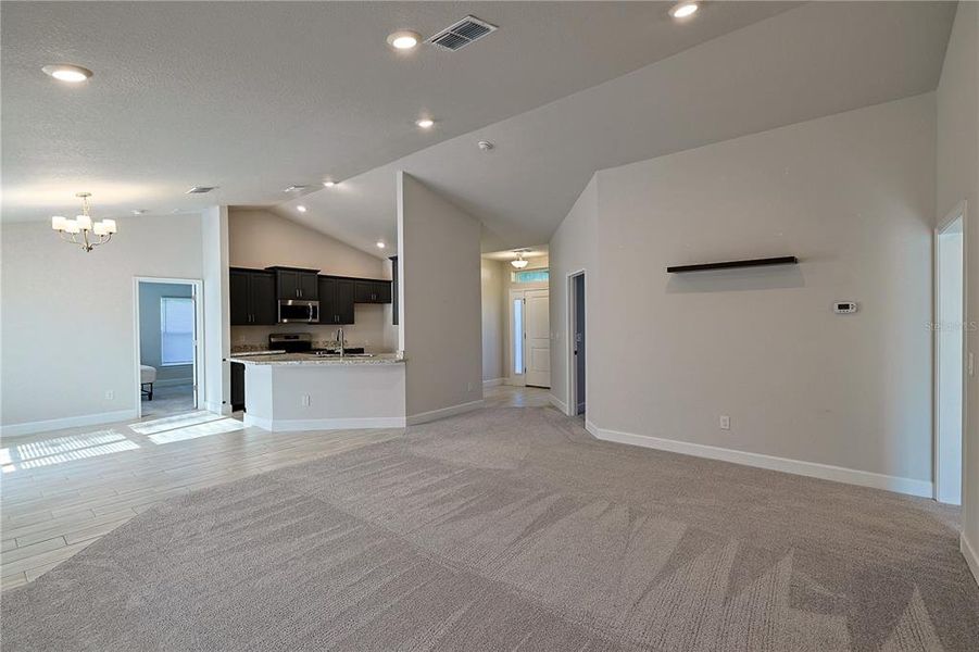 Spacious, unfurnished interior of a new home in Ocala Waterway / Kingsland Country Estates, Ocala (Image 24).
