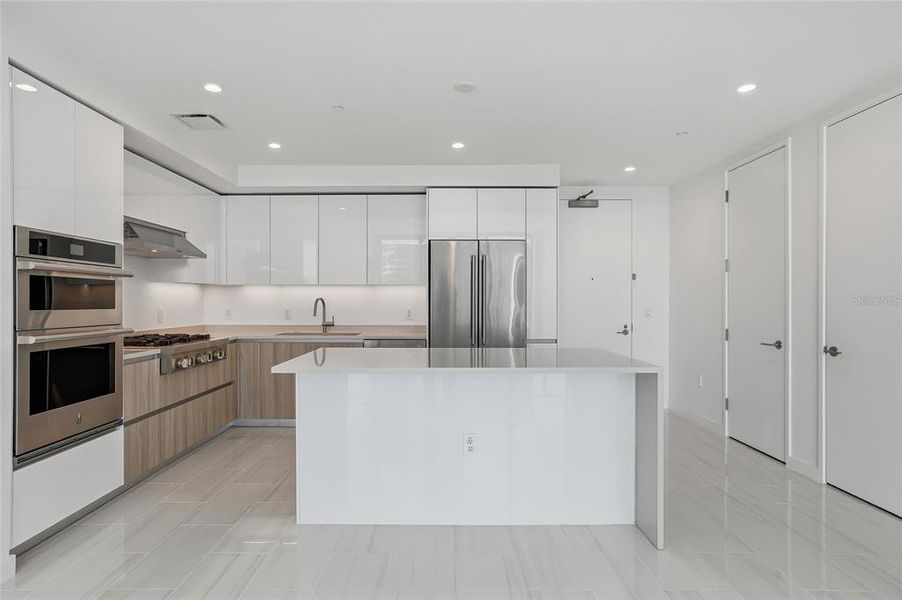 Furnished interior view inside a new home in , St. Petersburg (Image 17).