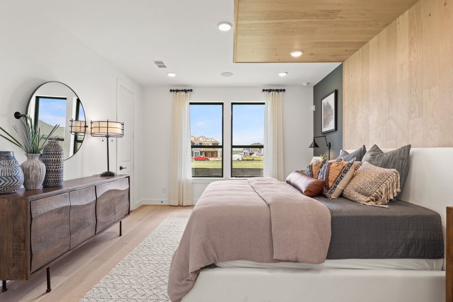 Furnished interior view inside a new home in Harvest Green 50', Richmond (Image 30).
