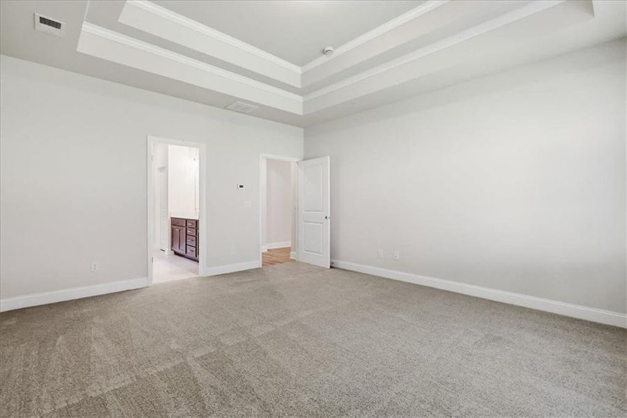 Spacious, unfurnished interior of a new home in , Monroe (Image 27).