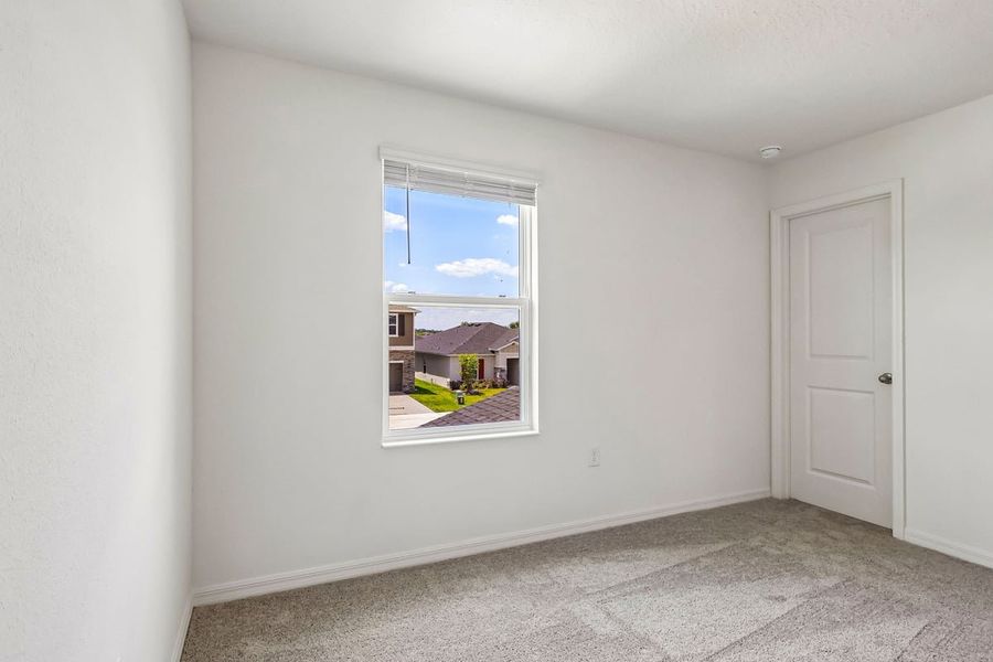 Spacious, unfurnished interior of a new home in Reserve at Forest Lake Townhomes, Lake Wales (Image 20).