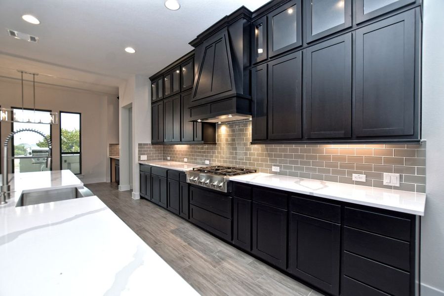 Representative furnished interior of a home built from the Avalon by Giddens Homes in Scofield Farms Estates, Georgetown (Image 16).