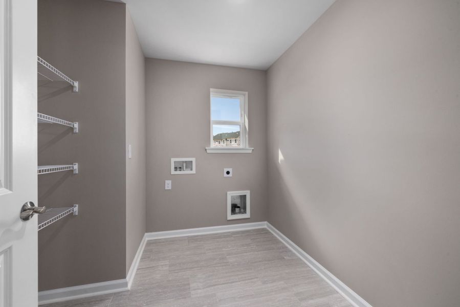 Spacious, unfurnished interior of a new home in Huxley, Apex (Image 20). Spacious, unfurnished interior of a new home in Huxley, Apex (Image 20).