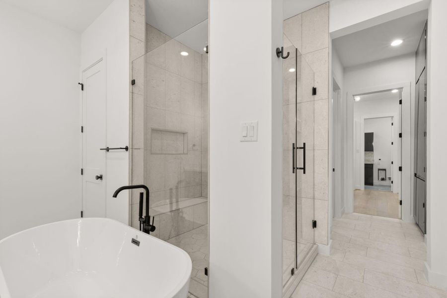 Furnished interior view inside a new home in , Houston (Image 18). Furnished interior view inside a new home in , Houston (Image 18).