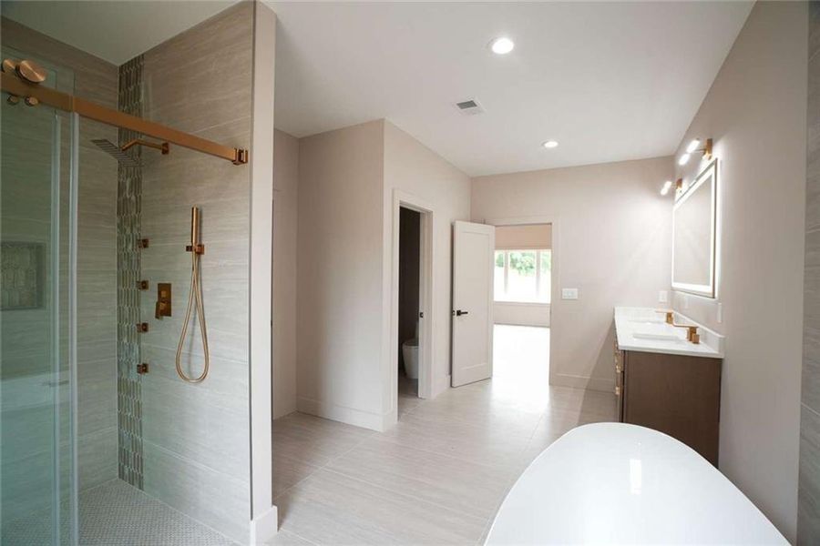 Image 41 of a home in .