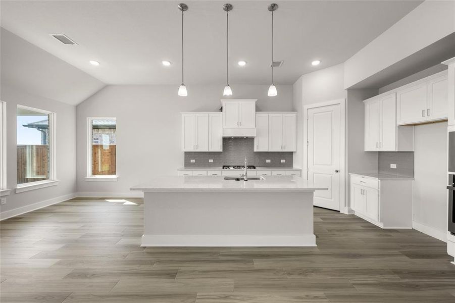 2276 Long Horizon Kitchen1