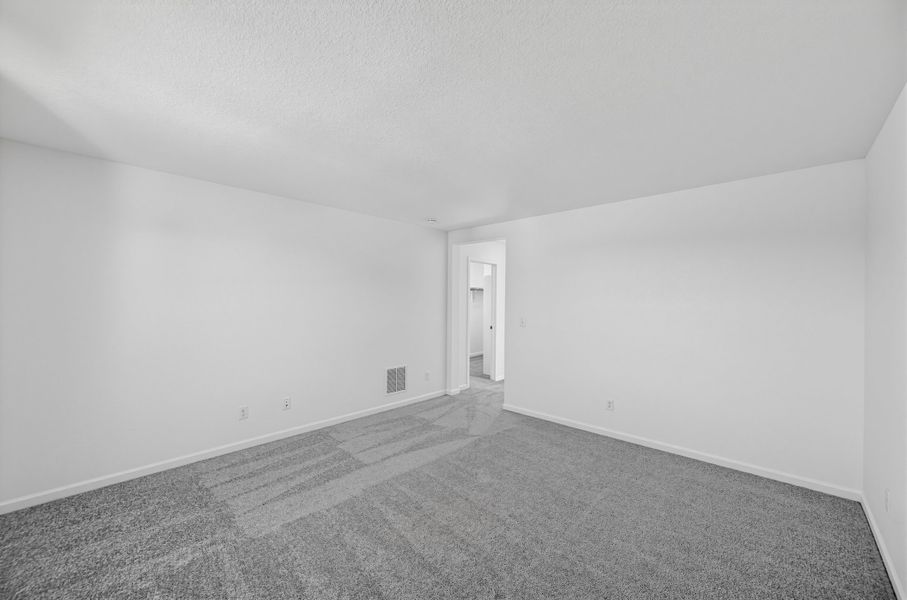 Spacious, unfurnished interior of a new home in The Aurora Highlands, Aurora (Image 18). Spacious, unfurnished interior of a new home in The Aurora Highlands, Aurora (Image 18).