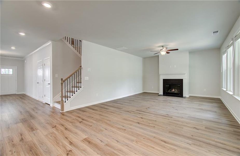 Spacious, unfurnished interior of a new home in Cooper Park, McDonough (Image 24).