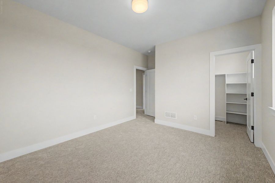 Spacious, unfurnished interior of a new home in West Grange, Longmont (Image 36). Spacious, unfurnished interior of a new home in West Grange, Longmont (Image 36).