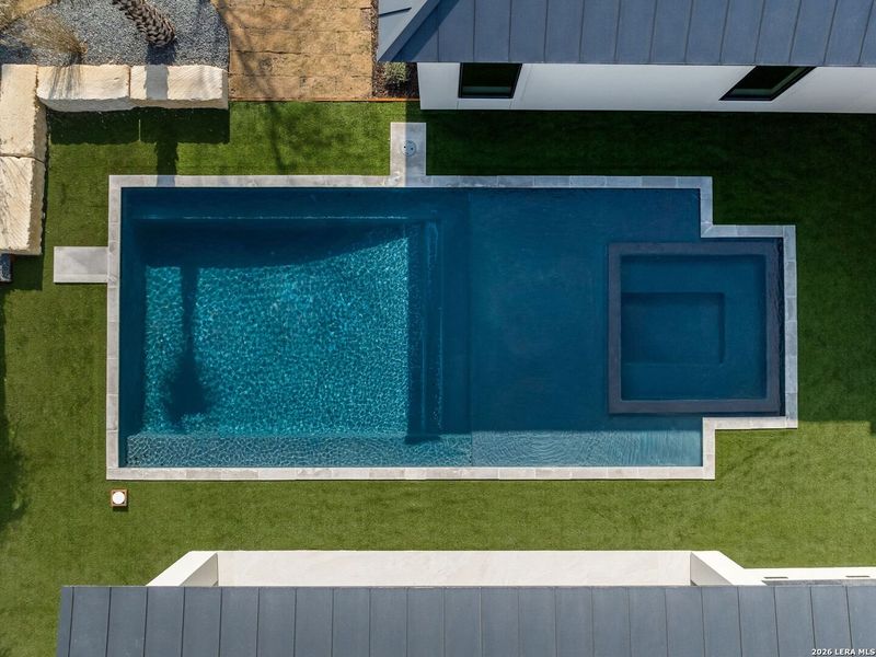 Image 60 of a home in .