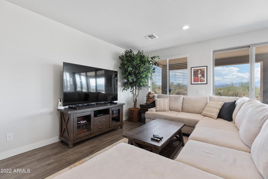 Bright & Airy Living Room